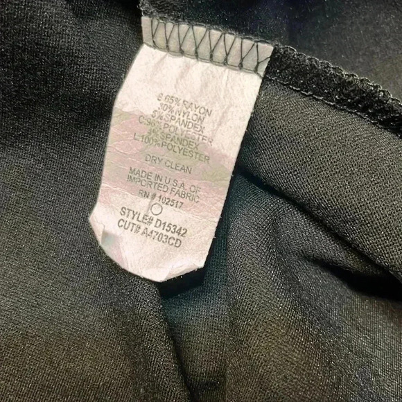 Woman’s size XS black dress - Picture 5 of 5